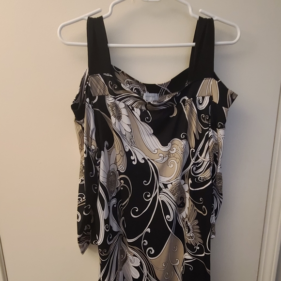 Top - Picture 3 of 4